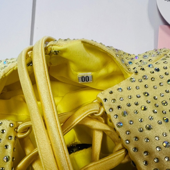 KISSPROM EOS YELLOW SHEATH SWEETHEART SEQUINED CUT OUT SHORT DRESS SIZE 00 - Picture 10 of 14